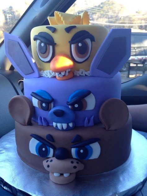 Five Nights at Freddy's cake Five Nights At Freddy's Cake, Fnaf Cakes Birthdays, Fnaf Cake, Fnaf Crafts, 9th Birthday Parties, Angel Cake, Savory Cakes, Fnaf Funny, Urban Environment