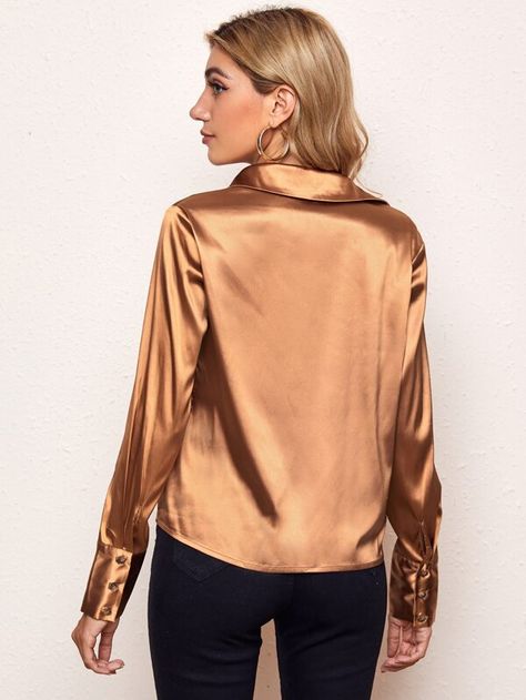 Satin Bluse mit Knöpfen vorn | aktuelle Trends, günstig kaufen | SHEIN Deutschland Satin Bluse, Bell Sleeves, Bell Sleeve Top, Sleeve Blouse, Sleeve Top, Long Sleeve Blouse, Satin, Silk, Long Sleeve