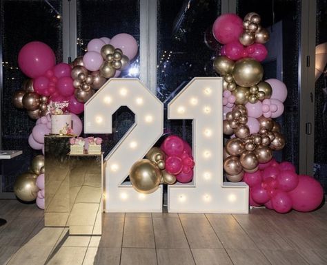 21st birthday decor 💕🎈 21st Birthday Hall Decorations, 21st Birthday Ideas Club Theme, 21st Birthday Decorations Outdoor, Intimate 21st Birthday Ideas, 21st Birthday Party Venue Ideas, Valentines 21st Birthday, 21st Birthday Ideas Themes Pink, 21st Birthday Centerpiece Ideas, 21st Birthday Aesthetic Decor