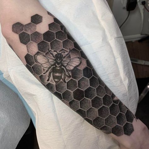 30 Best Honeycomb Tattoo Ideas  34 Hexagon Geometric Tattoo, Honeycomb Sleeve Tattoo, Bee Geometric Tattoo, Honeycomb Geometric Tattoo, Bee Tattoo Geometric, Bee Hexagon Tattoo, Hexagon Tattoo Geometric, Geometric Honeycomb Tattoo, Honeycomb Bee Tattoo