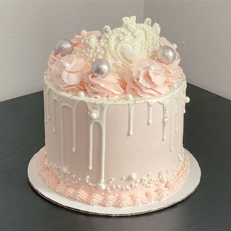 1 Tier 18th Birthday Cake, Pink And White Bday Cake, Soft Pink Birthday Cake, Pink Birthday Cake Two Tier, Pink Cake With White Drip, Pink White Cake Birthday, Pink And Silver Cake Birthday, Silver And Pink Birthday Cake, Pretty Pink Cakes Girly