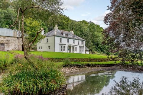 A Georgian farmhouse in 'one of Devon's most sought-after locations', untouched for decades, and set in its own private valley - Country Life Georgian Farmhouse, Devon House, Georgian Buildings, Dartmoor National Park, English Manor Houses, 6 Bedroom House, Stone Barns, English Manor, Open Fireplace