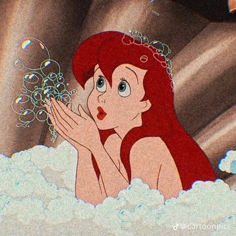 Winnie The Pooh Pfp Aesthetic, Pfp Illustrations, Disney Aesthetic Pfp, Old Disney Aesthetic, Disney Princess Icon, The Little Mermaid Aesthetic, Little Mermaid Aesthetic, Disney Pfp, Ariel Aesthetic