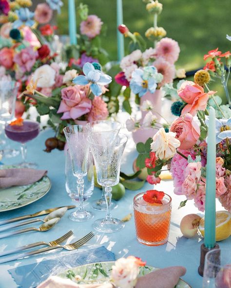 Bright Color Tablescape, Summer Bright Wedding Flowers, Wedding Table Centerpieces Spring, Fun Wedding Flowers, Wildflower Tablescape Wedding, Wedding Table Decorations Fruit, Garden Party Wedding Tablescape, Wedding Table Colorful, Patterned Table Cloth Wedding