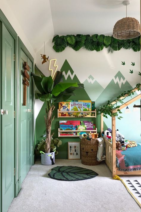 Newborn Room Ideas, Neutral Baby Room Ideas, Baby Room Ideas Neutral, Baby Bedroom Boy, Room Ideas Neutral, Dinosaur Toddler Room, Baby Room Ideas Early Years, Dinosaur Theme Room