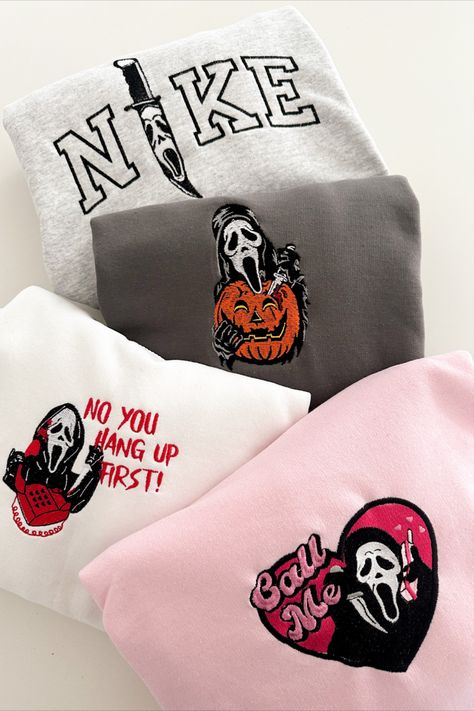 Halloween Embroidery Shirts, Halloween Sweaters, Fall Crewneck Sweatshirt, Embroidered Apparel, Embroidered Clothing, Cute Nike Outfits, Pink Holiday, Embroidery Hoodie, Halloween Embroidery