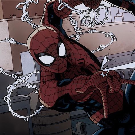 spiderman comic Spider Man Taking Selfie, Dark Spiderman Icon, Shreya Core, Aesthetic Y2k Pfp, Discord Pfp Ideas, Spiderman Pfp, Pfp Twitter, Spaider Man, Deadpool And Spiderman