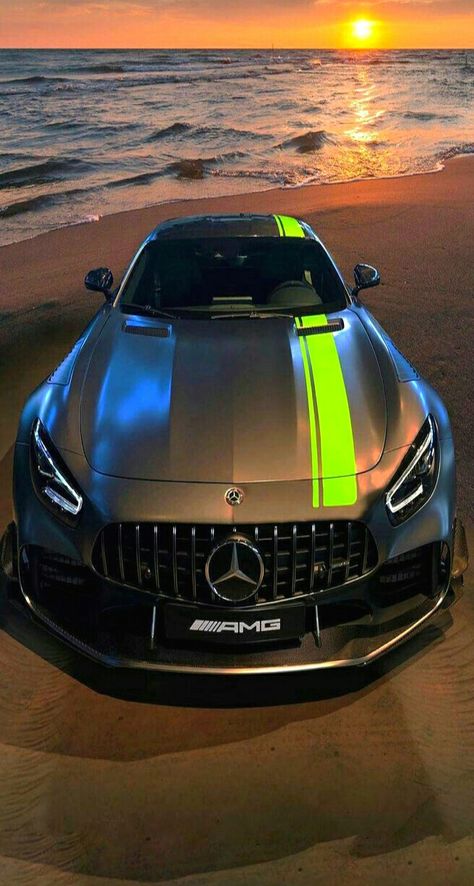 4 Door Sports Cars, Luxe Auto's, Mercedes Auto, Mercedes Amg Gt R, Carros Bmw, Luxury Sports Cars, Top Luxury Cars, Benz Amg, Mercedes Car