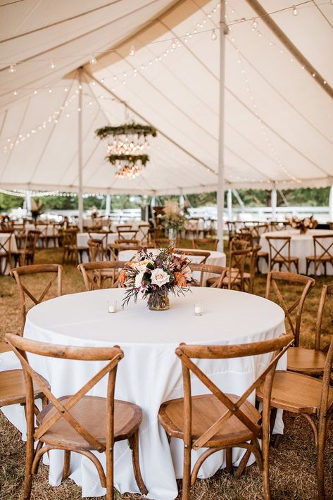 Fall Outdoor Wedding Table Decor, Outdoor Table Fall Centerpiece, Tent Wedding Fall, Large Outdoor Wedding Reception, Backyard Fall Wedding Reception, October Backyard Wedding Ideas, Western Wedding Reception Indoor, Outdoor Fall Wedding Table Decor, Rustic Tent Wedding Reception