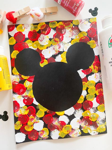 Mouse Crafts For Kids, Mickey Craft, Mouse Craft, Mickey Mouse Classroom, Disney Crafts For Kids, Disney Themed Classroom, Mickey Mouse Crafts, Disney Activities, Disney Camping