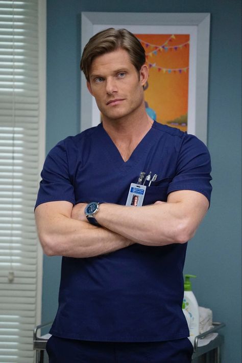 Head of Orthopedic Surgery Greys Anatomy Men, Chris Carmack, Grey's Anatomy Doctors, Greys Anatomy Episodes, Grays Anatomy Tv, Greys Anatomy Characters, Grey Pictures, Orthopedic Surgery, Station 19