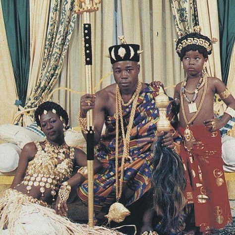 Royal Family The Blacker The Berry, Black King And Queen, Bloc Party, Black Royalty, African Royalty, By Any Means Necessary, Black Knowledge, African People, Art Africain