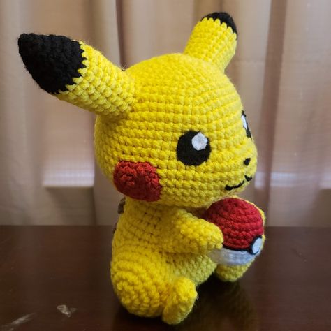 Pokeball Crochet Pattern, Pokeball Crochet, Pikachu Crochet, Pokemon Crochet Pattern, Crochet Amigurumi Patterns, Pokemon Pattern, Crochet Pokemon, Crochet Toys Free, Crochet Animals Free Patterns