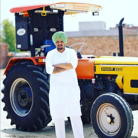 #sidhumoosewala #dhaka Jatt Life Logo, Punjabi Men, Thug Life Wallpaper, Men Pants Pattern, Punjabi Boys, New Hd Pic, Sidhu Moose Wala, Tractor Photos, Sidhu Moosewala