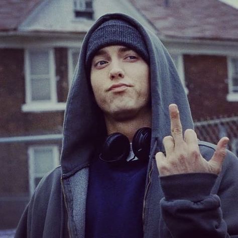 Eminem Grammy, Eminem Hd Wallpapers, Eminem Wallpaper Iphone, Eminem Album Covers, Eminem M&m, Eminem Albums, Marshall Eminem, Eminem Funny, Vw R32