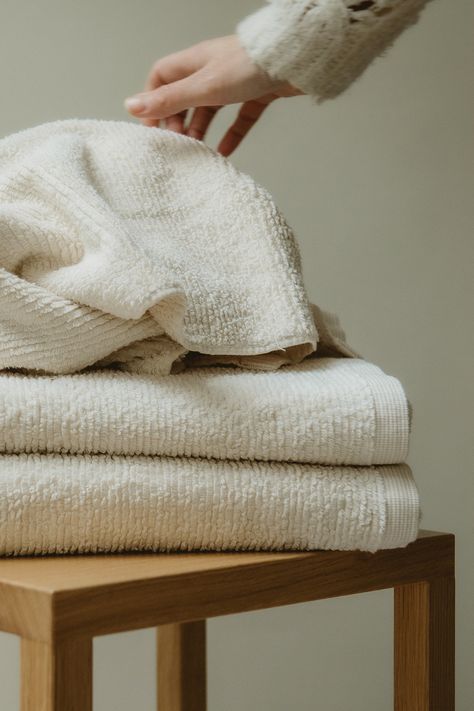 Beautiful ecological towels made of undyed, organic cotton . Highly absorbent, light and quickly dry. Treat yourself with beautiful natural essentials for the bathroom, go to bymolle.com for more inspiration Towels Photoshoot, Towel Branding, Towel Pictures, Photo Series Ideas, Towel Photography, Towel Dry Hair, Towel Ideas, Large Bathroom, Towel Bathroom