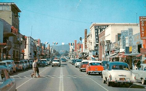 Third Street in Santa Monica before it was made into a pedestrian promenade, California, 1950 Los Angeles, Garden Of Allah, 1950s Photos, Ca History, Santa Monica Blvd, Vintage Los Angeles, The Golden Years, Santa Monica California, Swept Away