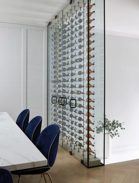 Wine Glass Cabinet, Wine Wall Display, Wine Storage Wall, Wine Cellar Wall, Wine Room Design, Modern Wine Storage, Glass Wine Cellar, Wine Closet, Home Wine Cellars