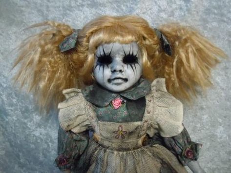 We explore these creepy and unusual (and maybe haunted) toys that are definitely not safe for kids. #creepydolls #creepytoys #haunteddolls #paranormal #weirdnews Creepy Doll Halloween Yard, How To Make Creepy Dolls Halloween, Halloween Decorations Dolls, Scary Halloween Dolls Diy, Scary Halloween Dolls, Halloween Creepy Dolls, Halloween Dolls Creepy Diy, Spooky Dolls Diy, How To Make A Creepy Doll