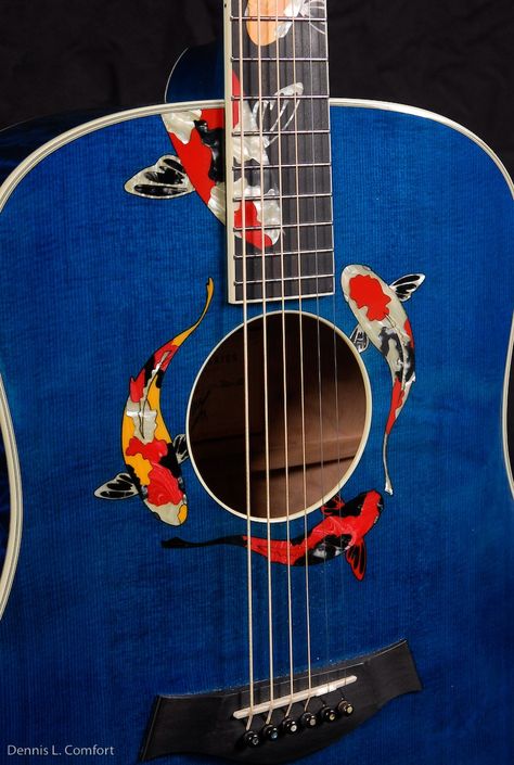 Taylor Guitars ~ Gallery Series Living Jewel ~ "Koi" this is Taylor Swift's custom guitar. Not a fan of her, but this is a nice guitar. Taylor Swift Koi Fish Guitar, Taylor Swift Koi Fish, Koi Fish Guitar, Paint Guitar, Taylor Swift Guitar, Painted Ukulele, Custom Acoustic Guitars, Ukulele Design, Ukulele Art