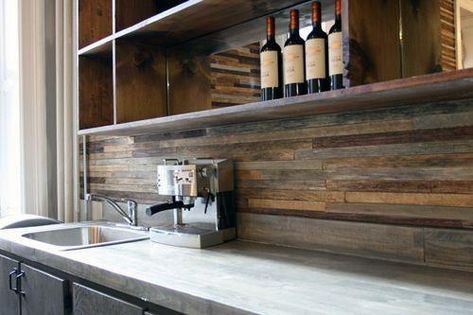 Top 60 Best Wood Backsplash Ideas - Wooden Kitchen Wall Designs - Next Luxury Rustic Kitchen Backsplash, Reclaimed Wood Bars, Wood Backsplash, Brick Backsplash, Diy Countertops, Wood Wall Shelf, Wood Bar, Kitchen Redo, Wooden Kitchen