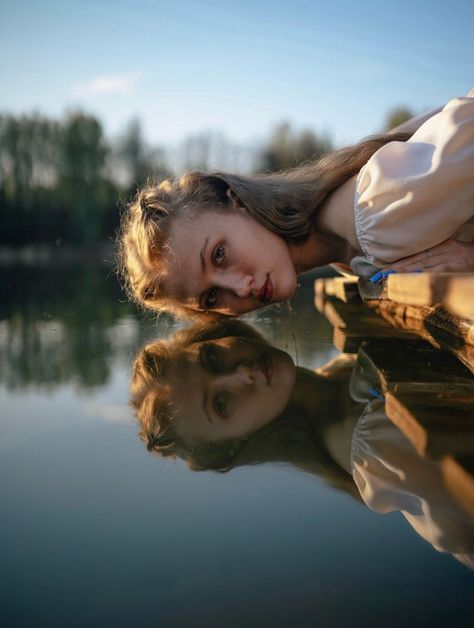 Flowy Dress In Water Photoshoot, Water Photography Portrait, Portraits In Water, Lake Portrait Photography, Creative Portrait Photography Poses, Photoshoot By The Lake, Lake Photoshoot Ideas, Water Portraits, Lake Portrait