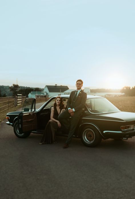 Vintage Car Couple Aesthetic, Car Pose Couple, Couples In Cars Photography, Couples Car Pictures, Couple Photoshoot With Vintage Car, Couples Car Shoot, Couple Poses In Front Of Car, Car Prenup Shoot, Vintage Car Pre Wedding Shoot