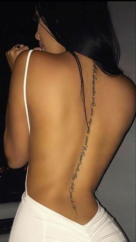 Girl Spine Tattoos, Tattoos For Women Hip, Women Spine Tattoos, Back Tattoo Spine, Tattoos For Women Back, Women Back Tattoo, Tattoos Spine, Tattoo Spine, Feminine Back Tattoos