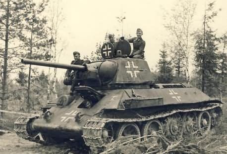 Tank Warfare, Soviet Tank, Mustang Ii, T 34, Soviet Army, Ww2 Tanks, German Tanks, Battle Tank, Tanks Military