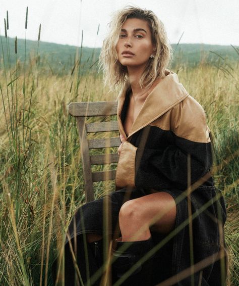 Hailey Bieber in Vogue Australia October 2019 by Lachlan Bailey Alfred Stieglitz, Fall Fashion Shoot Editorial, Trench Coat Editorial, Fall Outdoor Photoshoot, Hailey Baldwin Vogue, Nature Editorial, Mode Editorials, Vogue Brazil, Nature Photoshoot