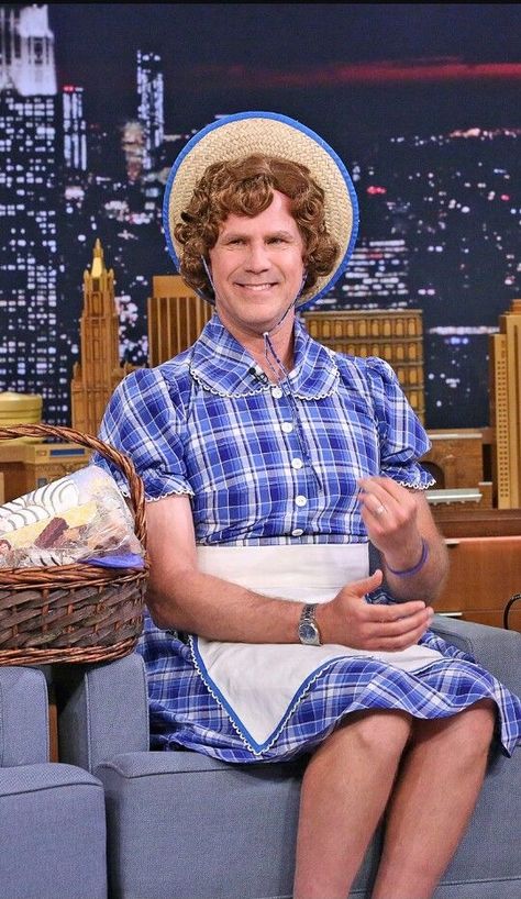 Will Ferrell - "Little Miss Debbie" Will Ferrell Characters, Will Ferrell Halloween Costumes, Will Ferrell Funny, Will Ferell, Lil Debbie, Rick And Morty Drawing, Ron Burgundy, Reaction Images, Will Ferrell