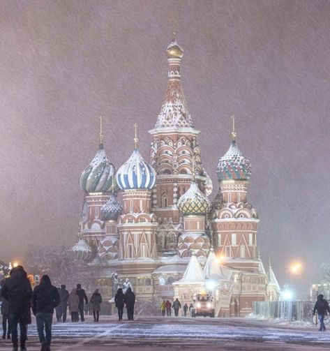 Travel To Russia, Kremlin Aesthetic, Russia Astethic, Kgb Aesthetic, 1800s Russia, Moscow Russia Aesthetic, Russia Kremlin, Russia Places, Russian Opera