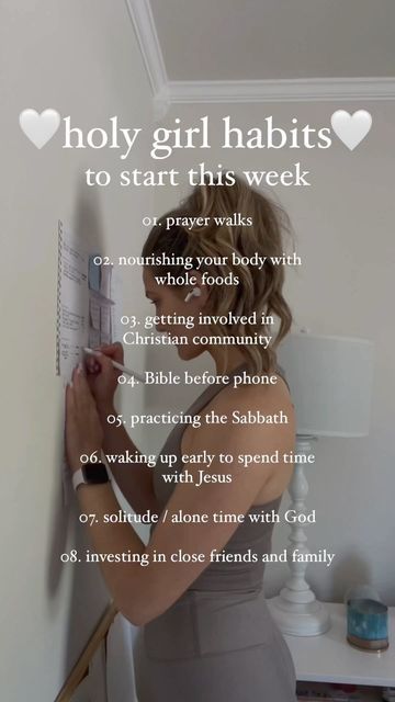 Ashley Hetherington | Author on Instagram: "HOLY GIRL HABITS 🤍🌱 follow @ashleyhetherington for more faith, lifestyle & wellness inspo! 🌱 It is crazy how much of an impact daily habits can make on your life. So often we underestimate the SMALL things we can do everyday that will eventually lead to big change. doing daily prayer walks, a weekly Sabbath, picking up my Bible before my phone, nourishing my body with whole foods, investing in community and showing up for my family are just a few Things Not To Do As A Christian, Self Care Prayers, Bible Before Phone, Holy Girl 40, Holy Girl Challenge, Ashley Hetherington Quotes, Self Care With God, Becoming A Better Christian Woman, How To Become A Better Christian Tips