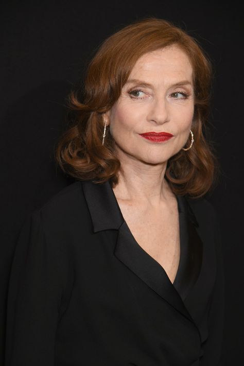 At 70, Isabelle Huppert Does French Beauty in the Chicest Way | Vogue Isabelle Huppert Style, Alabaster Skin, Fiery Red Hair, Executive Woman, Ginger Women, Isabelle Huppert, Tousled Waves, Susan Sarandon, Jamie Lee Curtis