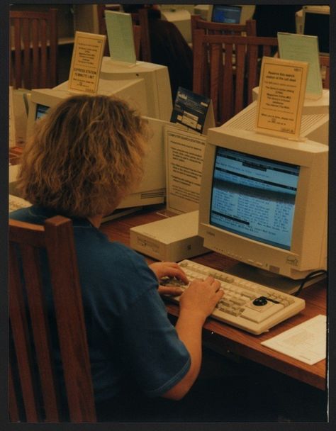 Searching the library catalog, 1990s. 90s Library Aesthetic, Library Asthetic Picture, 90s Library, 90s Memorabilia, 1990s Life, Late 90s Aesthetic, 90s Vampire, 1980s Aesthetic, 90s Aesthetics