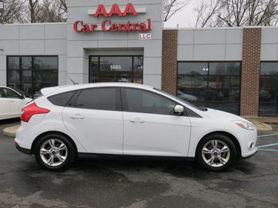 2013 FORD FOCUS SE ** WHITE ** Hatchback 4 Doors - $7995 - to view more details go to : https://www.aaacarcentral.com/inventory/view/11696925 Doors, Trucks, Ford Focus Hatchback, Car Stuff, Ford Focus, Car Door, Suv Car, Cars Trucks, Ford