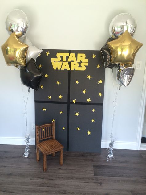 Star Wars Photo Backdrop Diy, Star Wars 18th Birthday, Star Wars First Birthday Outfit, Star Wars Backdrop Diy, Diy Star Wars Decorations Party, Star Wars Birthday Backdrop, Star Wars Photo Backdrop, Starwars Party Decor, Starwars Theme Birthday Party