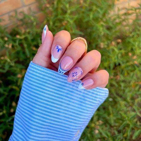 Faime Bass 🐝 Pro Nail Artist | Mix & Match but make it Greek 🧿💙 Colours: @the_gelbottle_inc Art Gel: @nailstampingqueenuk Jewellery: @monicavinader #mixandmatchnails #… | Instagram Grecian Nail Art, Colourful Holiday Nails, Matching Nails Designs, Greek Nail Ideas, Greek Vacation Nails, Middle Eastern Nails, Europe Summer Nails Short, Greek Themed Nails, Grecian Nails