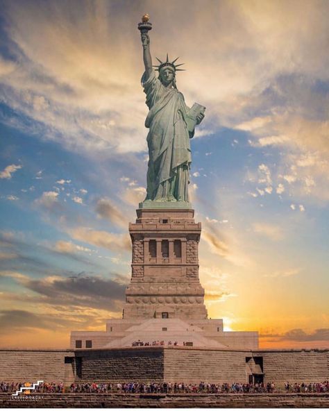 Statue Of Liberty Photography, New York Noel, New York Statue Of Liberty, Statue Of Liberty New York, New York Statue, Liberty New York, Liberty Island, New York Harbor, New York Travel Guide
