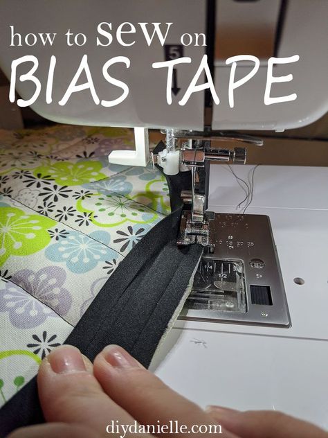 Couture, Patchwork, Bias Tape Corners, Bias Tape Quilt, Bias Tape Tutorial, Bias Tape Binding, Sewing Bias Tape, Make Bias Tape, Beginners Sewing