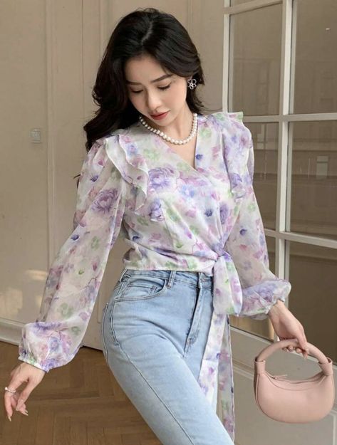 DAZY Allover Floral Ruffle Trim Knot Side Wrap Blouse Couture, Blouse Designs Latest Back Side, Ruffle Blouse Outfit, Work Blouse Designs Latest, Floral Blouse Outfit, Floral Blouse Designs, Best Indian Wedding Dresses, Stylish Kurtis Design, Fashion Work Outfit