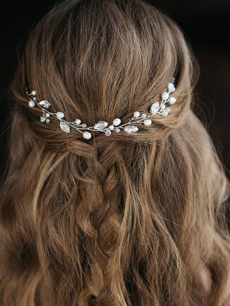 PRICES MAY VARY. Wedding hair accessories for brides is the actual idea of using rhinestone,pearls and crystals.Will not pinch behind ears or squeeze around head like most headbands doing. Bridal hair vine has 9.8in/25cm.2 bobby pins and 1 ribbon for free.Adjustable in a comfortable way that won't hurt you and wear for long. Wedding headpiece has a light weight as well as durability.You can either use bobby pins or the ribbons that come with it to secure it in your hair while dacing. Crystal hai Make Up Sposa, Pearl Hair Piece, Wedding Hair Vine, Crystal Hair Accessories, Bride And Bridesmaids, Pearl Headpiece, Bridesmaid Hair Accessories, Boho Wedding Hair, Bride Headpiece
