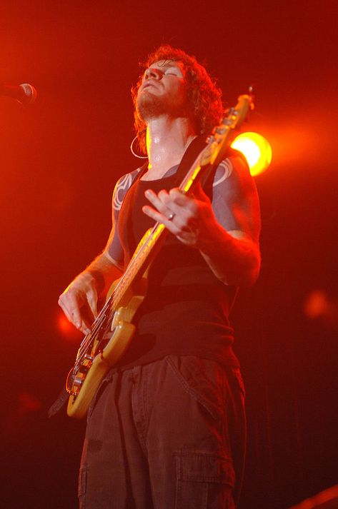 Tim Commerford of Audioslave during Audioslave in Concert at Roseland in New York City - April 30, 2005 at Roseland in New York City, New York, United States. (Photo by KMazur/WireImage) Tim Commerford 90s, Tim Commerford, Bass Players, Rage Against The Machine, Bass Player, City New York, Rock Legends, Rock Star, In New York