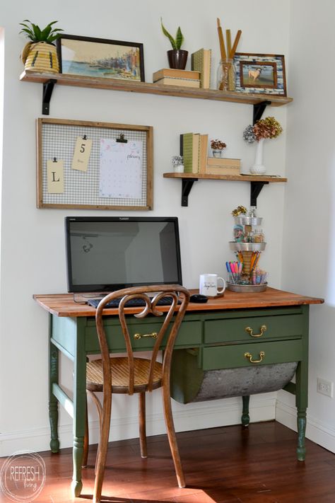 An antique baker's table becomes a desk by removing one of the flour drawers. Vintage modern office with open shelves and farmhouse boho vintage feel. Dark green desk with natural wood top desk via Refresh Living. Vintage Modern Office, Dark Green Desk, Wood Top Desk, Vintage Modern Home, Green Desk, Office Remodel, Interior Vintage, Farmhouse Boho, Modern Home Office