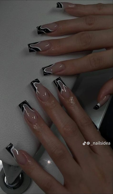 Black 🖤and white 🤍nails ideas by aya Black Nail Ideas For Prom, Creative Short Nail Designs, Square Acrylic Nails Black Design, Nail Inspo Edgy, Rap Concert Nails, Black Nails Inspiration Nailart, Edgy Acrylic Nail Designs, Cool Nail Inspo Square, Pices Zodiac Nails