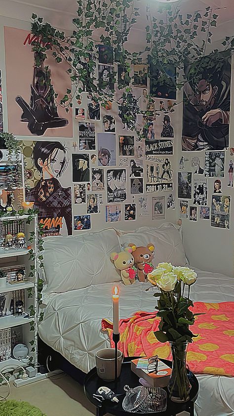 #roomdecor #manga #posters #anime #mangashelf #animeroom Anime Room Makeover Ideas, Anime Wall Room Ideas, Manga Posters Room Decor, Manga Wall Inspiration, Manga Poster Wall, Anime Poster Bedroom, Poster Room Anime, Poster Ideas Room Decor, Manga Wall Room Aesthetic