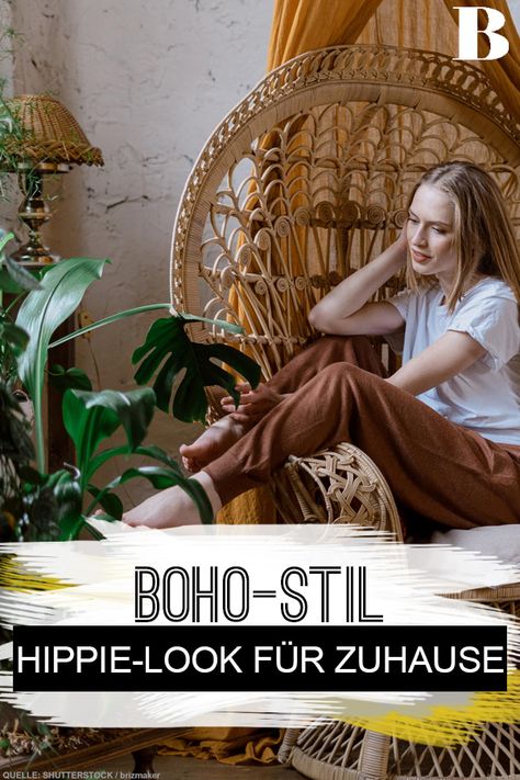 Boho Stil: So holt ihr euch den Hippie-Vibe in euer Heim. Der Boho-Stil ist seit Jahren in deutschen Haushalten angekommen und versprüht seither pure Gemütlichkeit. Wie ihr diesen Look auch für euer Heim zaubern könnt, zeigen wir euch. #boho #hippie #style #wohnen #einrichtung Boho Hippie Style, Hippie Look, Boho Stil, Boho Vintage, Hippie Style, Boho Hippie