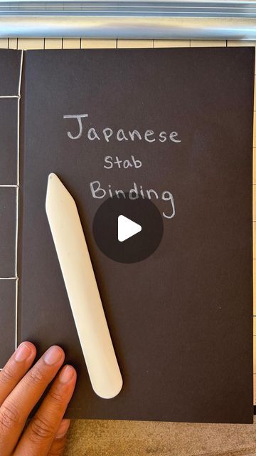 Different Book Binding Techniques, Amigurumi Patterns, Japanese Binding Tutorial, Book Binding Kettle Stitch, Japanese Stab Binding Tutorial, Japanese Stitch Binding, Japanese Book Binding Tutorial, Small Book Binding, Japanese Binding Book