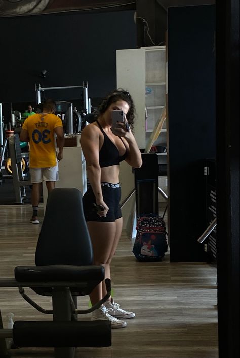 That Girl Health Lifestyle Gym Rat Girl Gym Rat Girl Aesthetic, Gym Rat Aesthetic, Gym Girl Aesthetic, Rat Girl, Gym Rats, Pink Birthday Party, Gym Girl, Aesthetic Lifestyle, Workout Inspiration