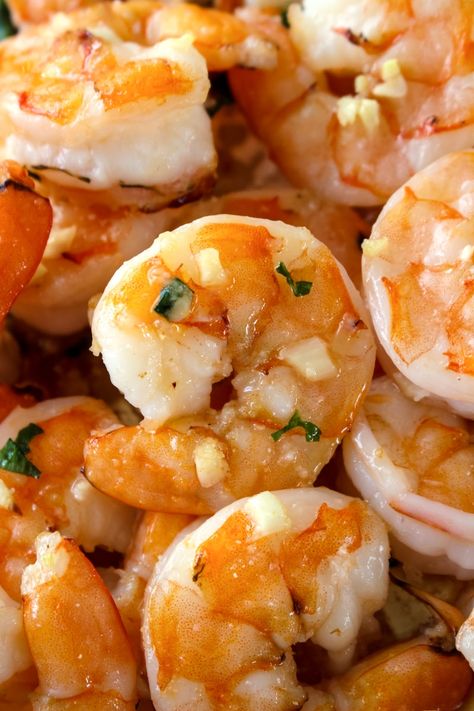 Easy Shrimp Recipes Quick, Baked Garlic Shrimp, Baked Seafood, Buttery Shrimp, Baked Shrimp Recipes, Sweet Shrimp, Homemade Egg Rolls, Cooked Shrimp, Shell Fish